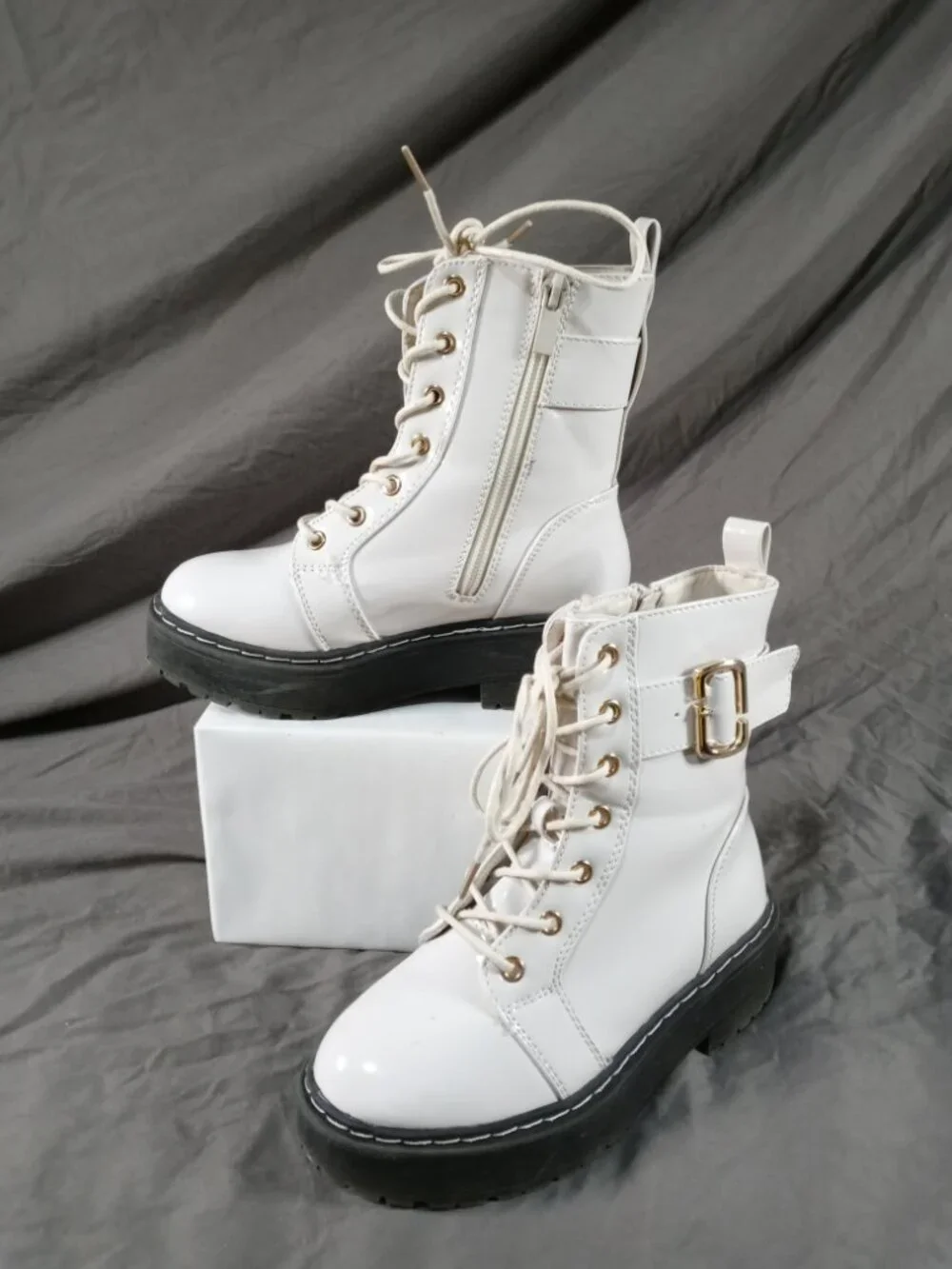 Shein Links Girls Size 1 Ankle Combat Beige/ Black Kids Boots in New Cond w Box
